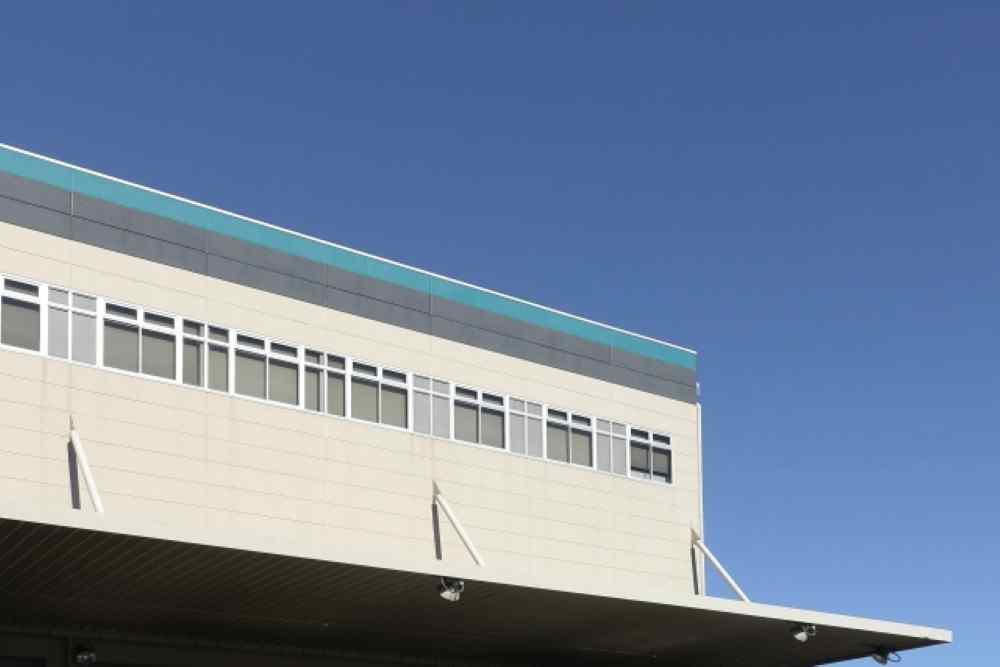 工場・倉庫の断熱塗装・遮熱塗装はいつやるべきか